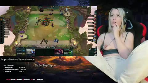 Wolfs Girl online show from 02.12.25