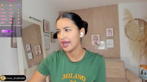 Kim  online show from 03.04.25