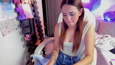 kimmberly_saenz_ online show from 02.26.26
