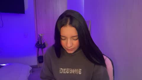Snapshot of kimmi_foxy chatting on 05.15.26 kimmi online show from 05.15.26