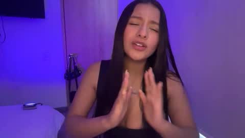Snapshot of kimmi_foxy chatting on 05.21.26 kimmi online show from 05.21.26