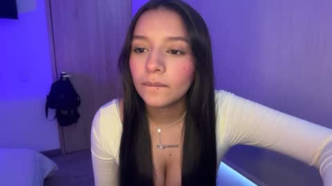Snapshot of kimmi_foxy chatting on 08.04.26 kimmi online show from 08.04.26
