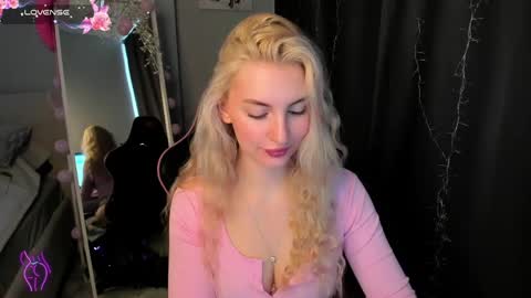 kimmy1_powell online show from 05.03.26