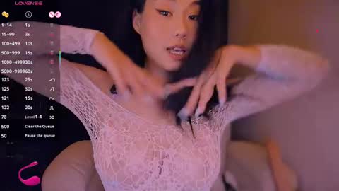 Snapshot of kimmy_chi chatting on 07.01.26 Lo online show from 07.01.26
