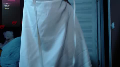 Snapshot of kimmycutes chatting on 11.07.25 KimmyCutes online show from 11.07.25