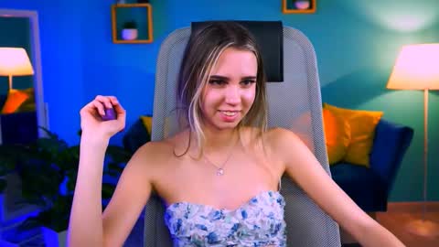 Snapshot of kimporins chatting on 02.05.26 kimporins online show from 02.05.26