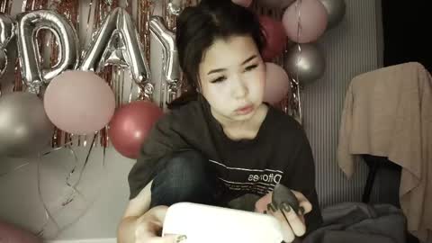 Snapshot of kimy_jina chatting on 06.05.26 Kimi online show from 06.05.26