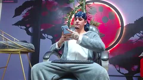 king voy online show from 11.13.25