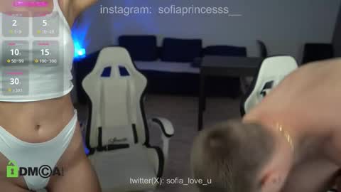 Snapshot of kinga_da_vinci chatting on 10.21.25 SOFIA online show from 10.21.25