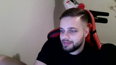 Snapshot of kingadonisss chatting on 10.12.25 kingadonisss online show from 10.12.25