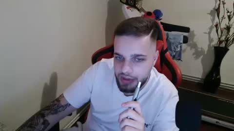 Snapshot of kingadonisss chatting on 10.18.25 kingadonisss online show from 10.18.25