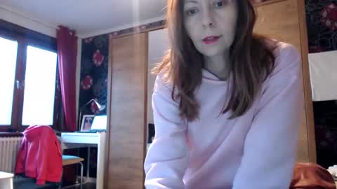 sexysexyhotwetpinkredpussy online show from 04.23.26