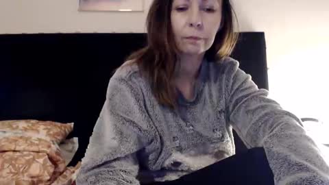 Snapshot of kingandprincess chatting on 05.19.26 sexysexyhotwetpinkredpussy online show from 05.19.26