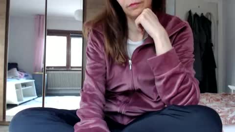Snapshot of kingandprincess chatting on 05.21.26 sexysexyhotwetpinkredpussy online show from 05.21.26