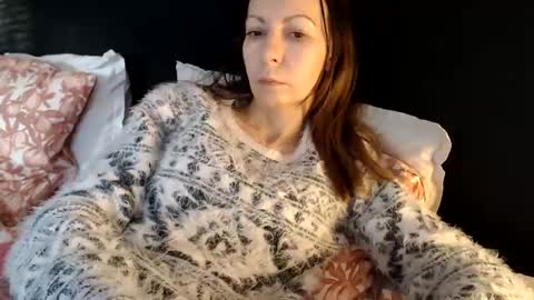 Snapshot of kingandprincess chatting on 05.25.26 sexysexyhotwetpinkredpussy online show from 05.25.26