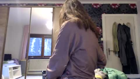 Snapshot of kingandprincess chatting on 06.27.26 sexysexyhotwetpinkredpussy online show from 06.27.26