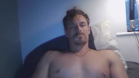 Snapshot of kingharold92 chatting on 05.31.26 kingharold92 online show from 05.31.26