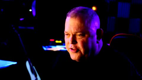 King James VIII online show from 02.22.25