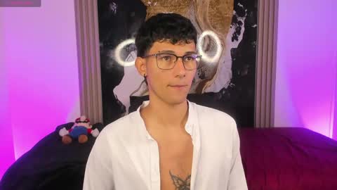  A L E X  online show from 04.29.26