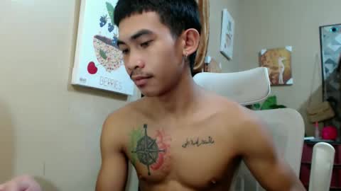 Snapshot of kingscock18 chatting on 10.10.25 ALVIN online show from 10.10.25