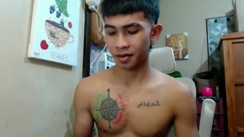 Snapshot of kingscock18 chatting on 11.06.25 ALVIN online show from 11.06.25