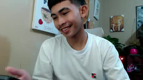 Snapshot of kingscock18 chatting on 12.04.25 ALVIN online show from 12.04.25