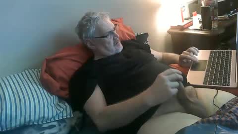 Snapshot of kingtongue10 chatting on 01.14.25 kingtongue10 online show from 01.14.25