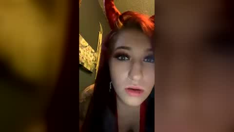 Snapshot of kinkqueenkae chatting on 06.01.26 kinkqueenkae online show from 06.01.26