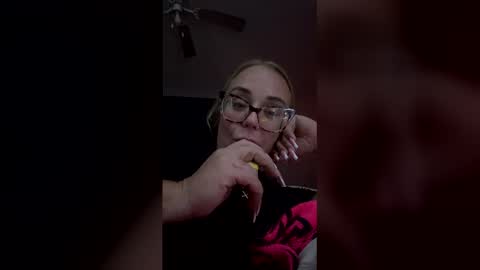 kinky_kat21 online show from 02.04.26