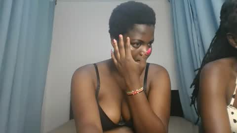 Snapshot of kinky_lola1 chatting on 09.09.25 Lola online show from 09.09.25