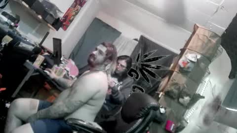 Snapshot of kinkybiguy14 chatting on 12.21.25 Kinky Cassie online show from 12.21.25