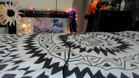 Kinky Pinky online show from 12.14.24