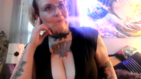 Kinky Pinky online show from 01.23.25