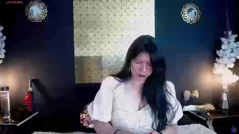 Snapshot of kinkyy_mom chatting on 09.17.25 kinkyy_mom online show from 09.17.25