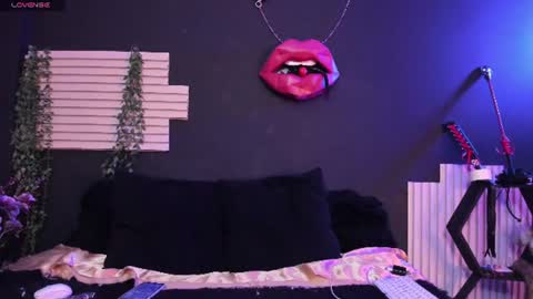 kinkyy_mom online show from 08.08.26