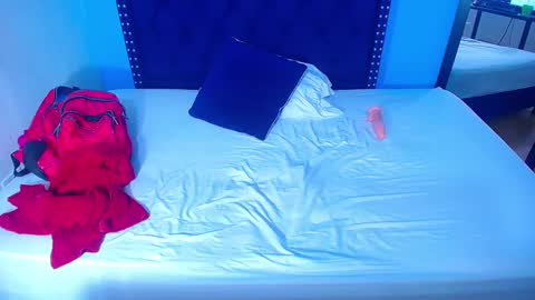 Snapshot of kinkyy_redhead chatting on 01.09.25 kinkyy_redhead online show from 01.09.25
