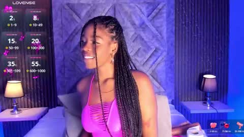 M A R A  online show from 10.06.25