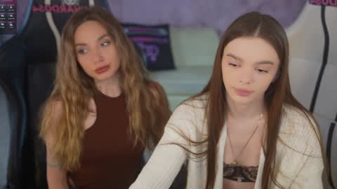 Snapshot of kira0541 chatting on 02.09.26 Sweet girls online show from 02.09.26