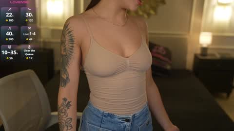 Snapshot of kira0541 chatting on 02.10.26 Sweet girls online show from 02.10.26