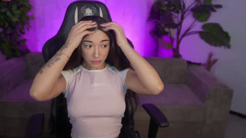 Snapshot of kira0541 chatting on 02.20.26 Sweet girls online show from 02.20.26