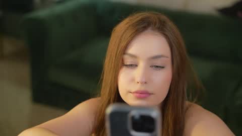 Snapshot of kira0541 chatting on 04.18.26 Sweet girls online show from 04.18.26