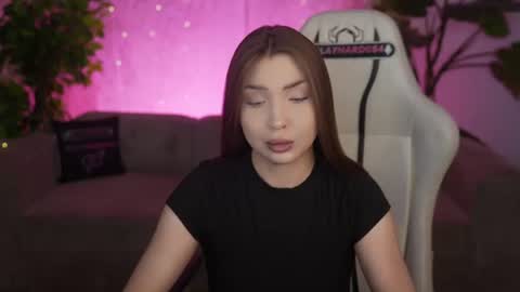 Snapshot of kira0541 chatting on 06.30.26 Sweet girls online show from 06.30.26