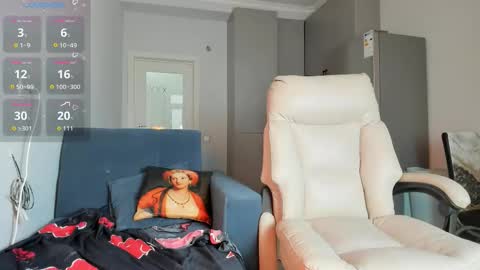 Snapshot of kira_dream17 chatting on 02.25.26 Kira online show from 02.25.26