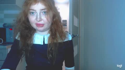 Snapshot of kira_foxy_ chatting on 02.20.26 Kira online show from 02.20.26