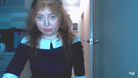 Snapshot of kira_foxy_ chatting on 02.27.26 Kira online show from 02.27.26