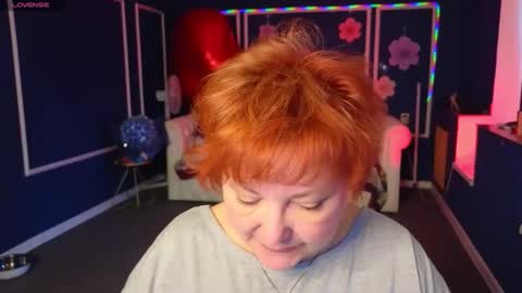 Kira Kennet online show from 04.22.26