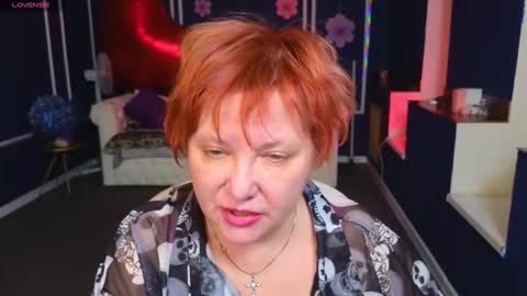 Kira Kennet online show from 04.27.26