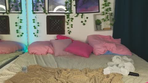 Kira online show from 01.10.25