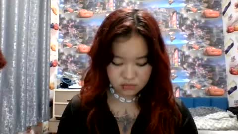 Snapshot of kiradrip chatting on 11.03.25 Kira online show from 11.03.25