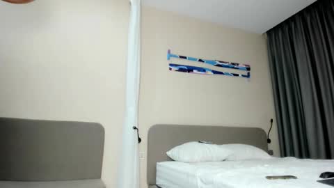 Snapshot of kiraempire chatting on 01.31.26 love you online show from 01.31.26